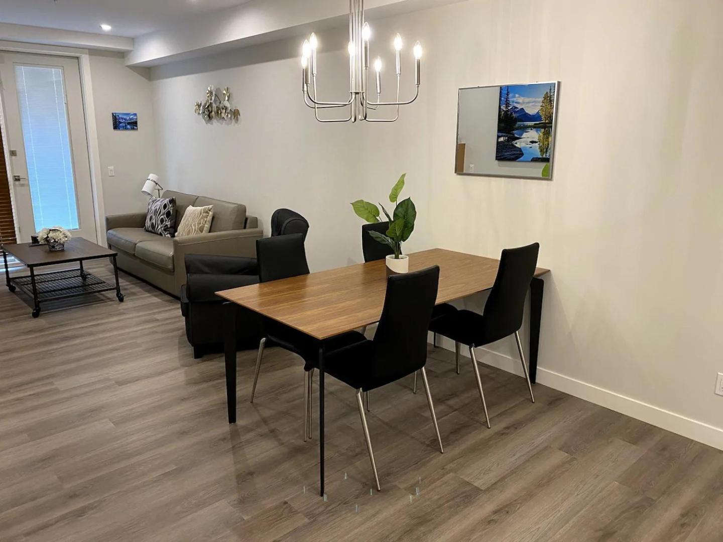 Luxury Unit In The Heart Of Canmore Exteriör bild