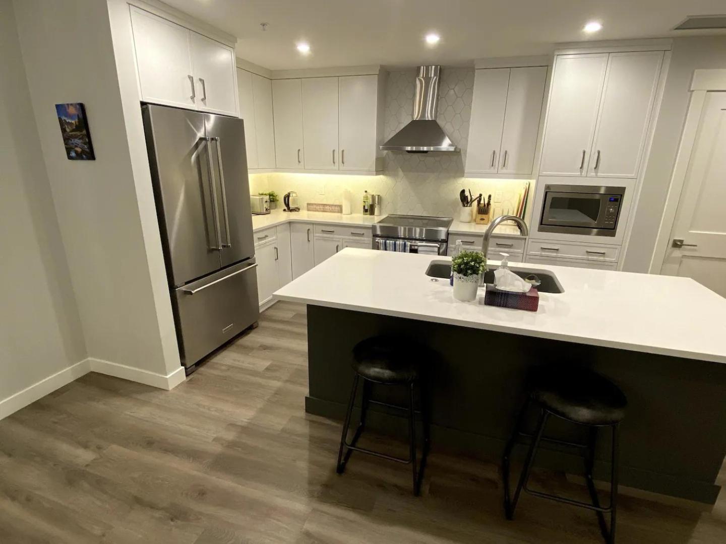 Luxury Unit In The Heart Of Canmore Exteriör bild