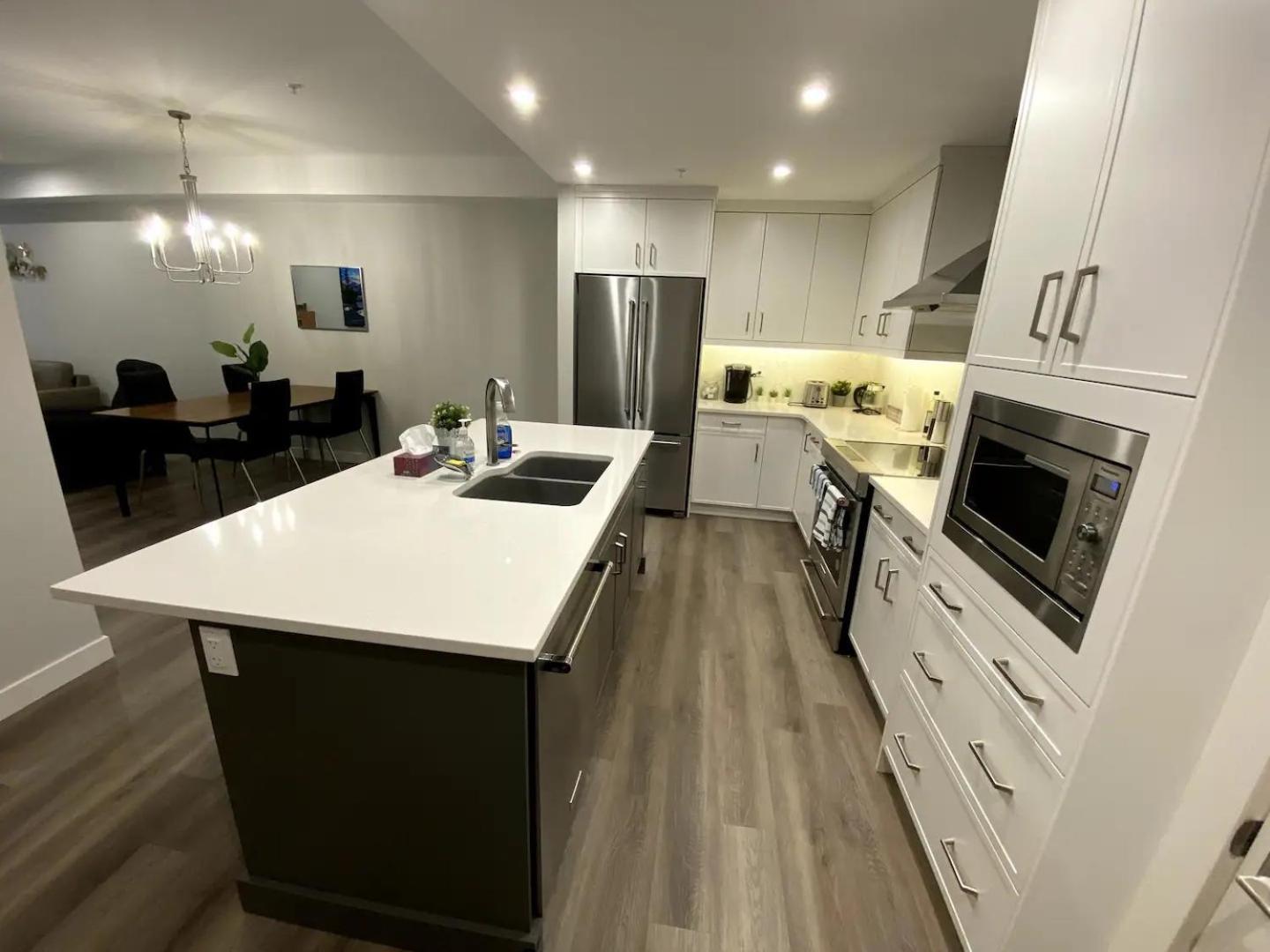Luxury Unit In The Heart Of Canmore Exteriör bild
